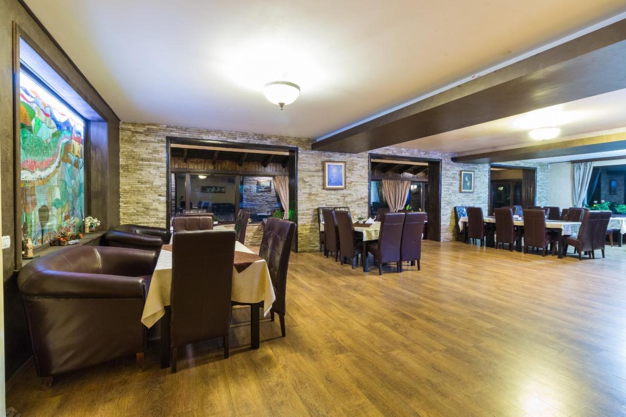 Hanul Simon Pensiune & Restaurant Бран Экстерьер фото