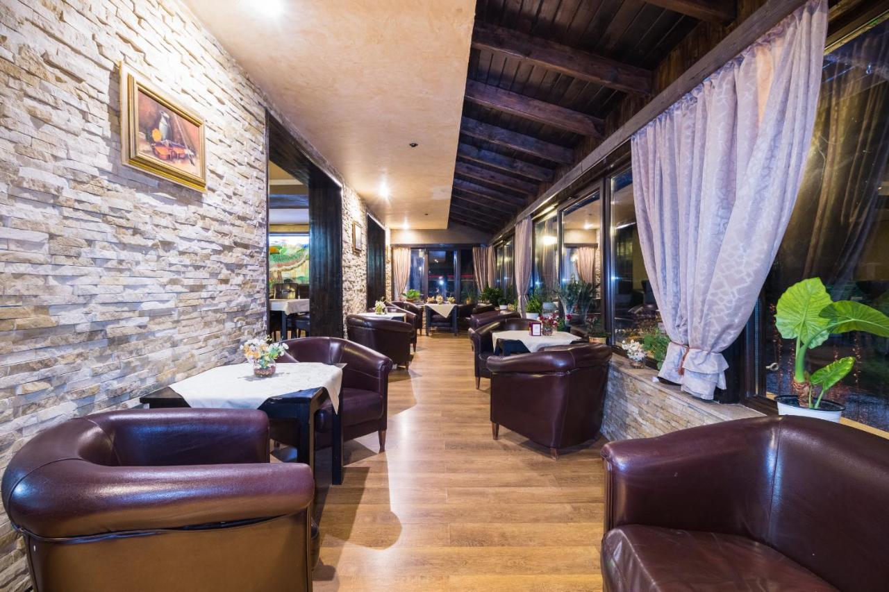 Hanul Simon Pensiune & Restaurant Бран Экстерьер фото